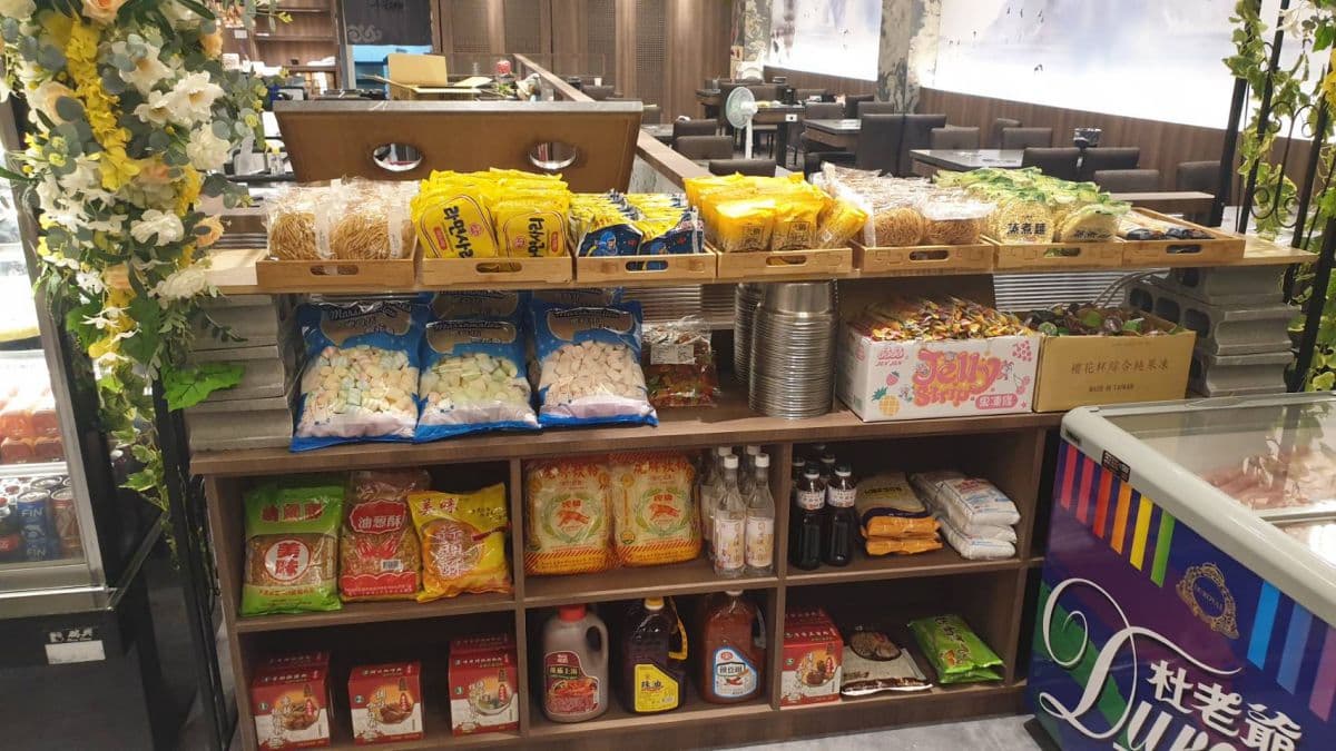 千葉火鍋首次開「生鮮超市」！肉肉、海鮮、蔬菜水果一起補足，直播開賣「蒲燒鰻魚」