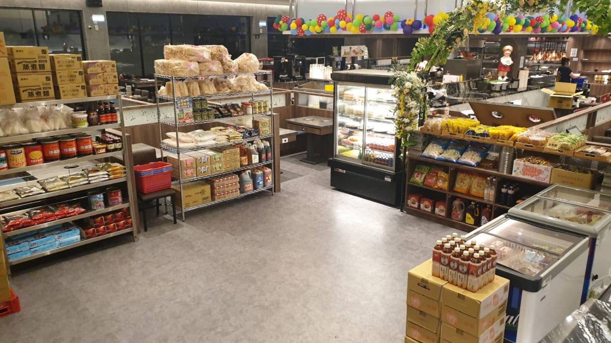 千葉火鍋首次開「生鮮超市」！肉肉、海鮮、蔬菜水果一起補足，直播開賣「蒲燒鰻魚」