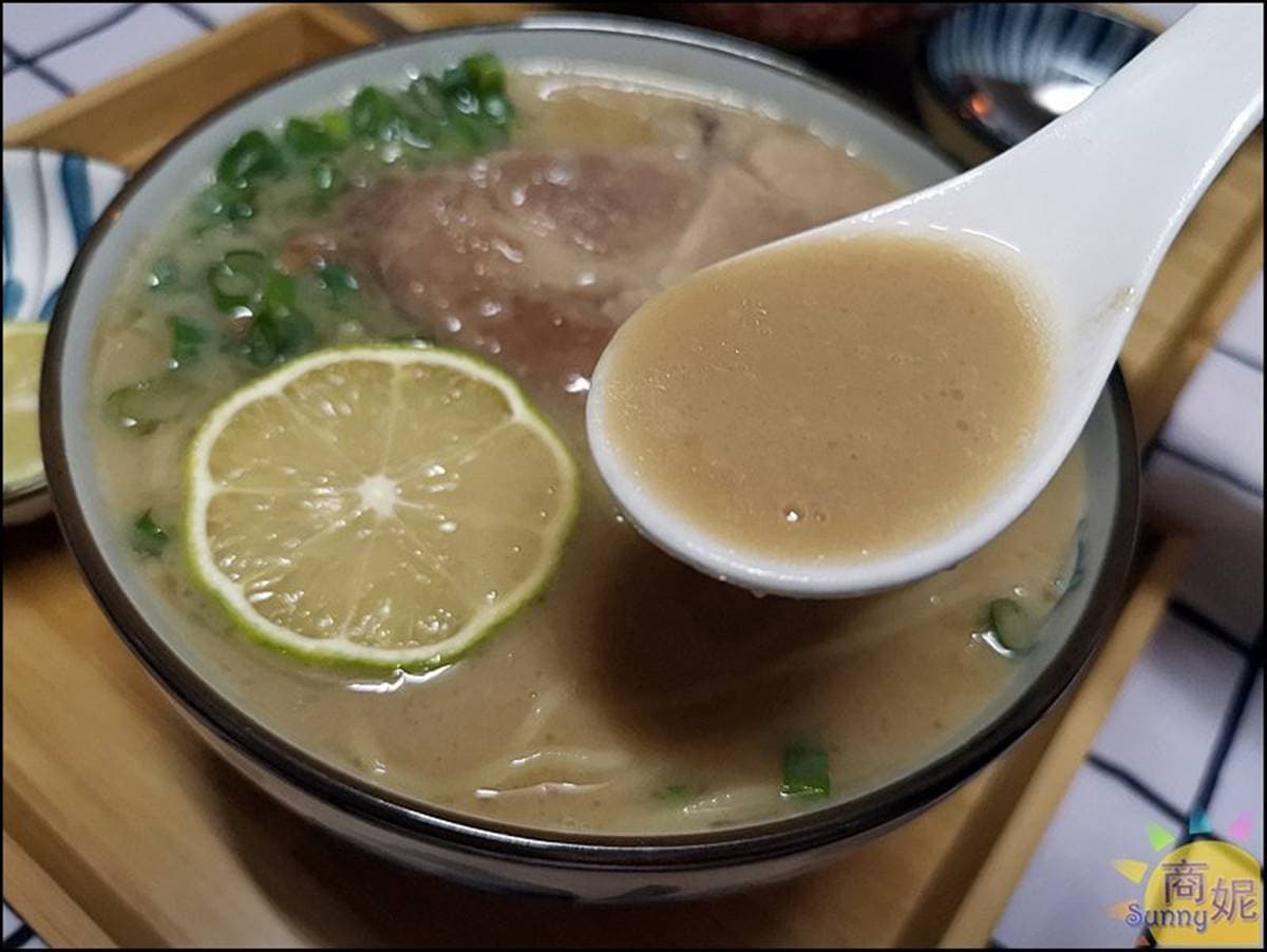 在家煮出4.9星美味！正宗福岡拉麵調理包得預購，神還原巨無霸叉燒、100%豬骨湯頭