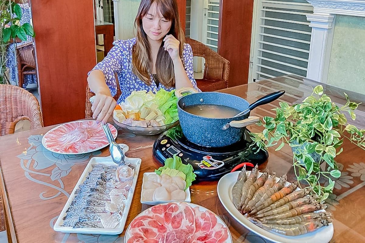 海鮮控開嗑！超澎派火鍋「生鮮宅配組」吃得到50元硬幣大干貝，海水養殖手掌蝦Q彈無腥味