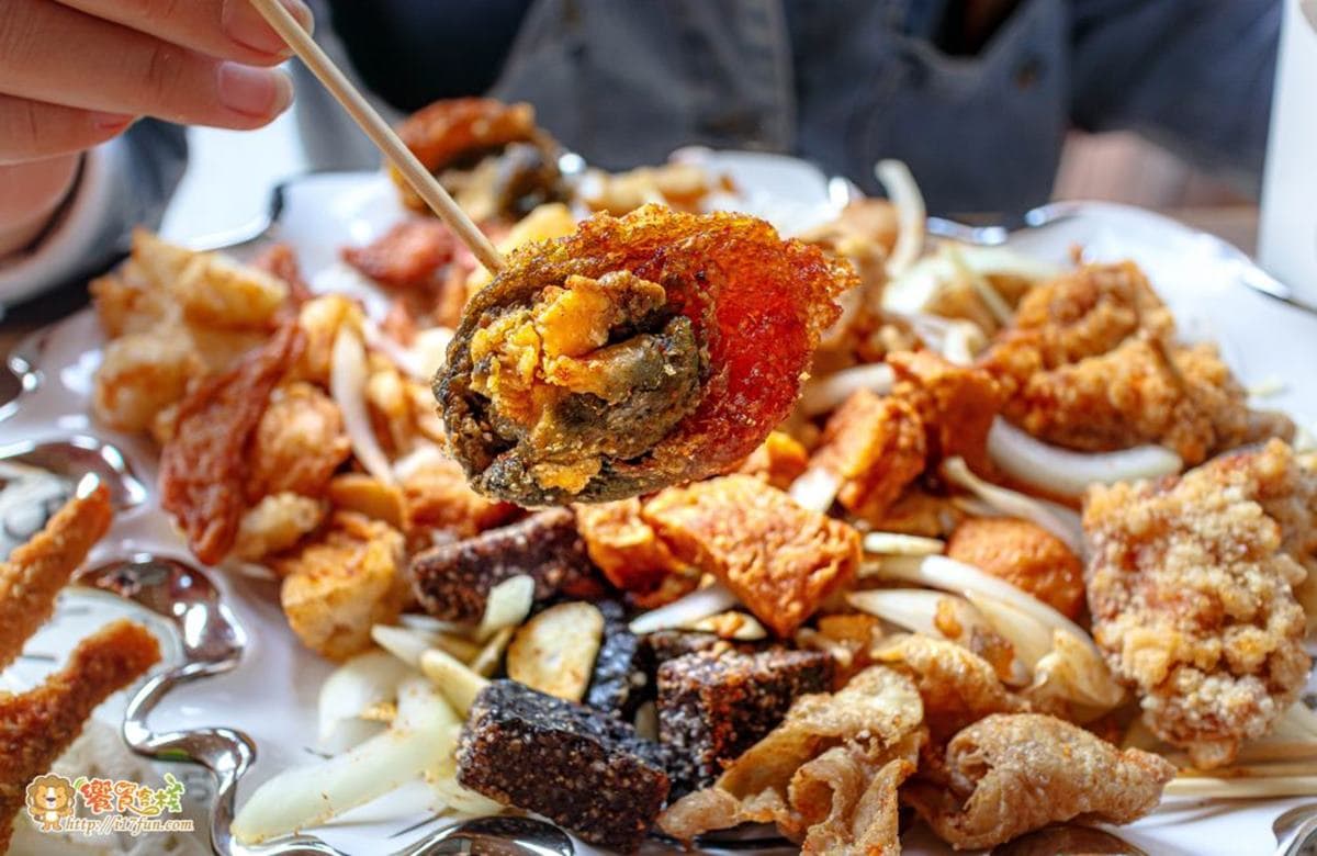 治嘴饞最好祕方！人氣鹹酥雞攤必點「溫體雞」雞排，酥香雞脖子一吃就愛上