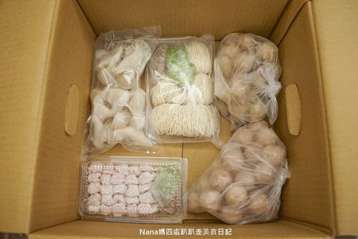 580元爽嗑１週！60年老攤「防疫箱」有５款純手工小吃，先嘗油蔥酥意麵、溫體豬餛飩