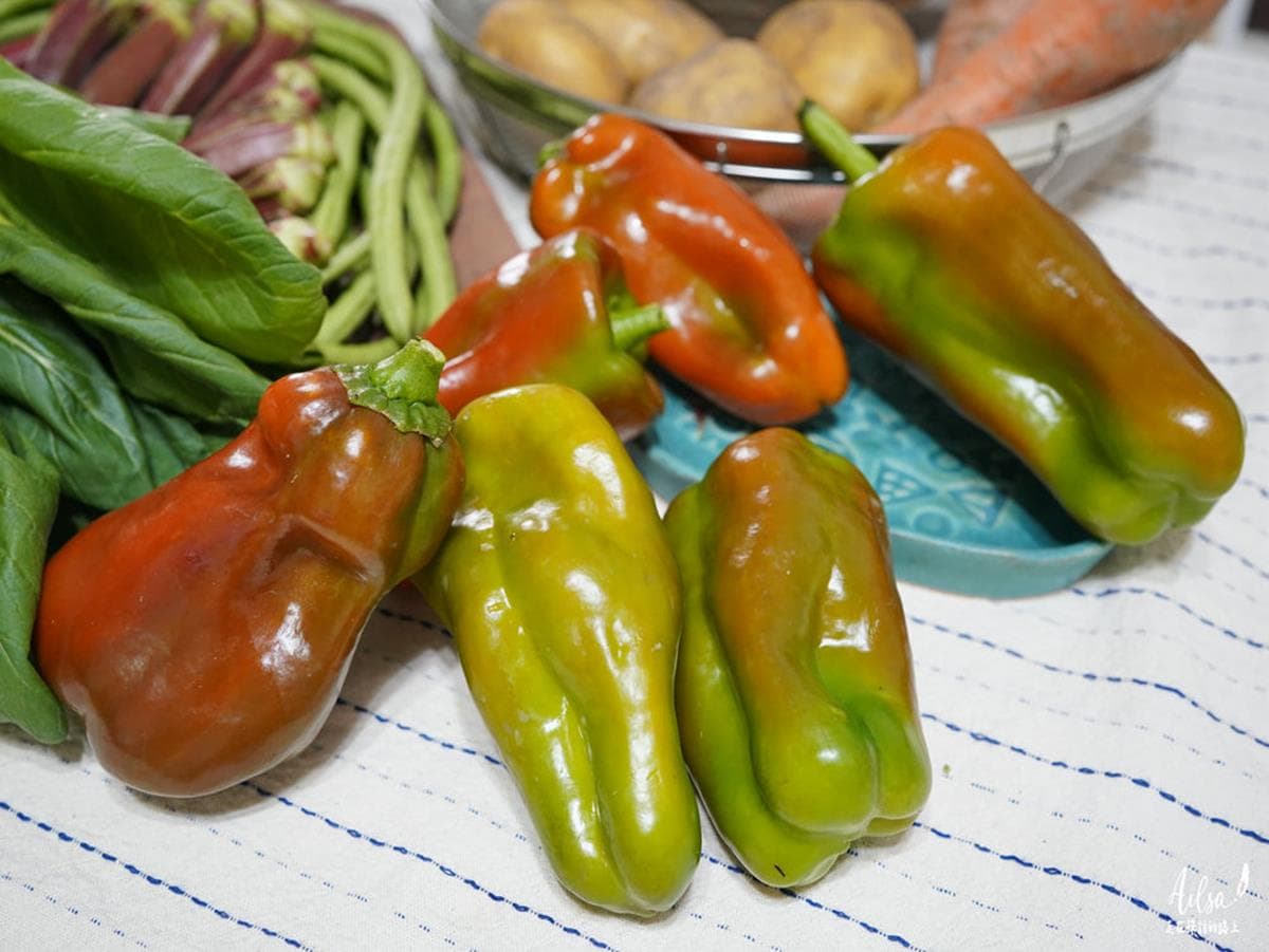 包辦１週食材！農夫市集「有機蔬菜箱」只要680元，裝滿９種「５色蔬果」超划算