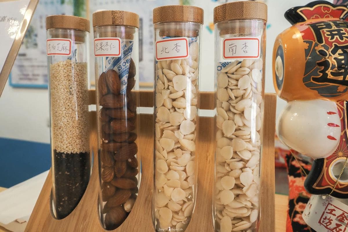 外帶消消暑！純天然甜品店夏天必吃限定「烤布丁花生剉冰」，杏仁豆腐堅持手打不刺鼻