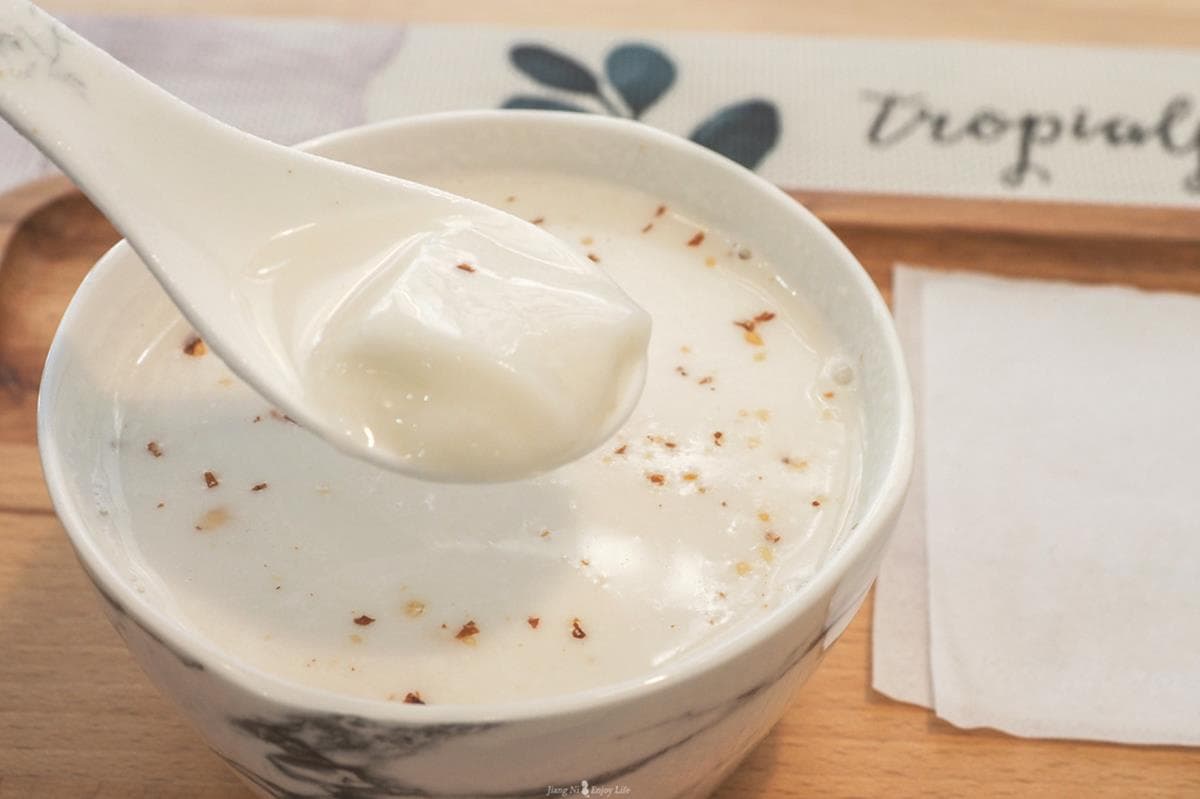 外帶消消暑！純天然甜品店夏天必吃限定「烤布丁花生剉冰」，杏仁豆腐堅持手打不刺鼻