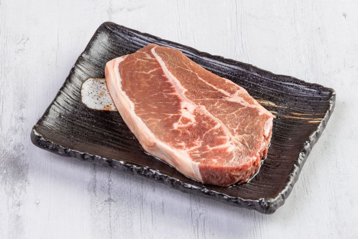 ２大燒肉跨足生鮮宅配！橘焱最低19元起再送「牛排」、出一張嘴推２款肉肉箱