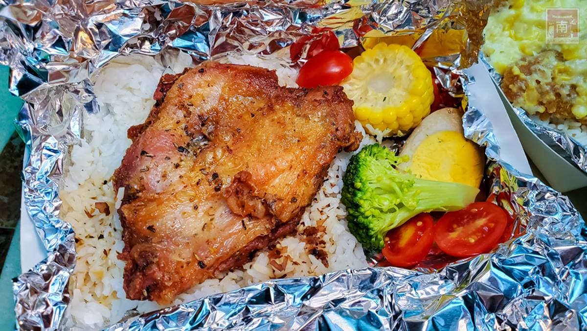 道地阿根廷料理！必吃招牌「牛肉漢堡」厚實又多汁，炸鱈魚淋「玉米濃湯白醬」香而不膩