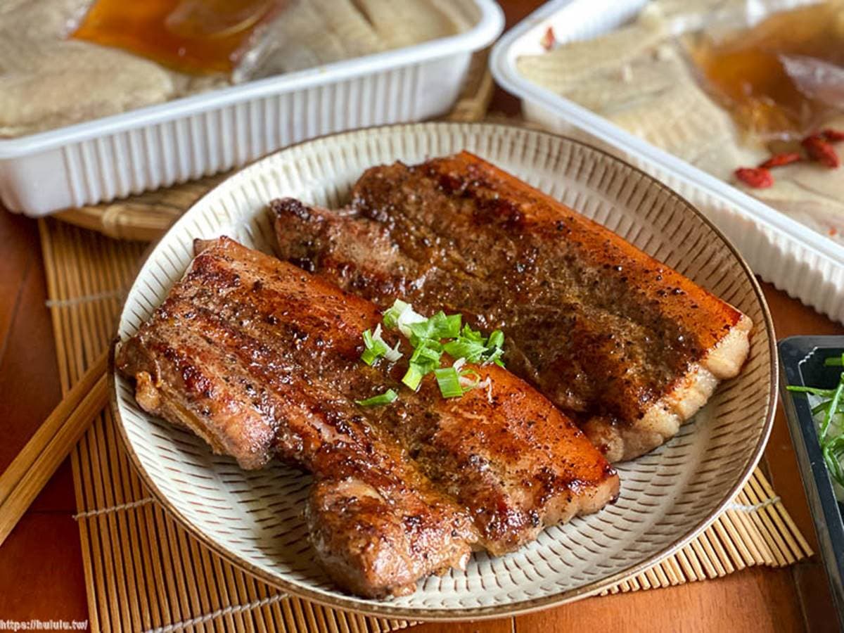 零廚藝輕鬆上桌！團購美食「香蔥油雞」Q嫩超厚實，醃製入味「鹹豬肉」重口味會愛