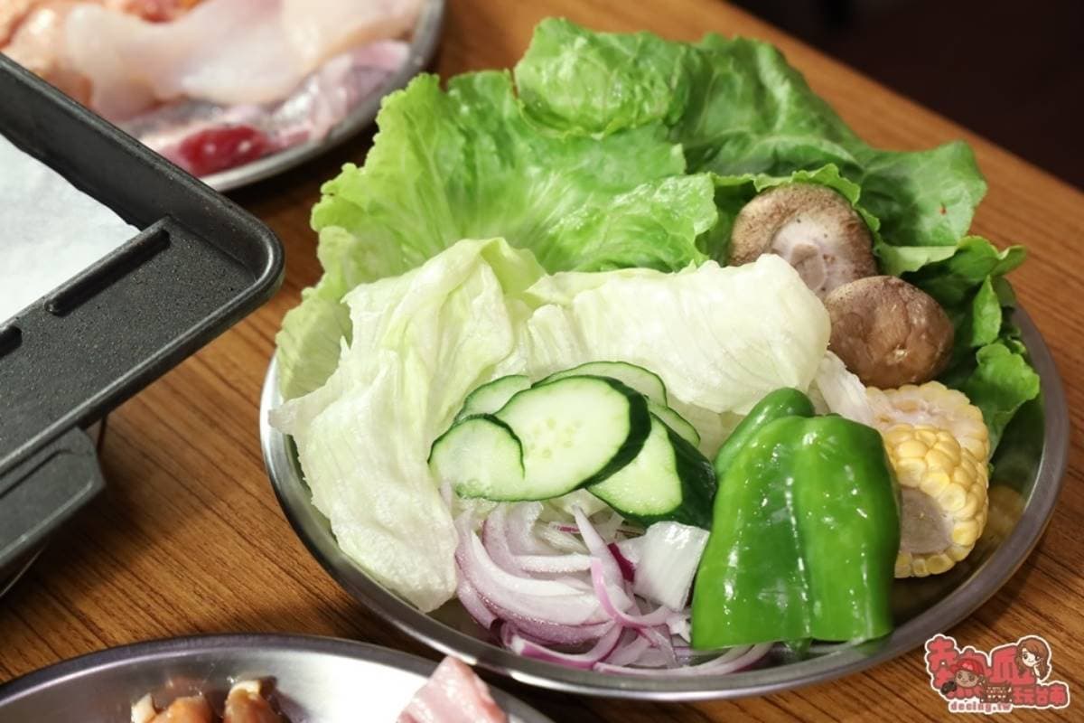 299元吃到飽！韓式烤肉店多達20種肉品，必嗑濕式熟成牛五花、自製泡菜鍋