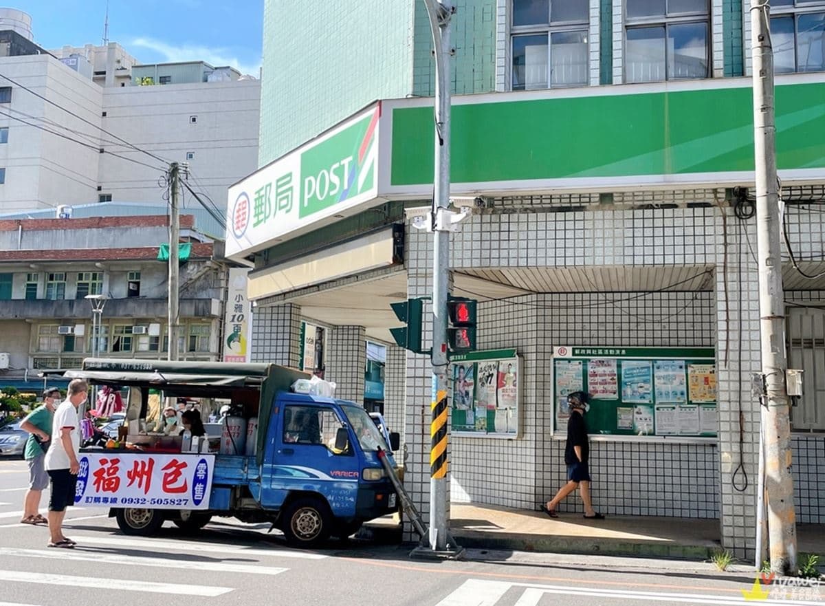 １顆只要８元！小貨車現煎「福州包」底部焦脆超唰嘴，薄皮口感搭「獨門醬料」更對味