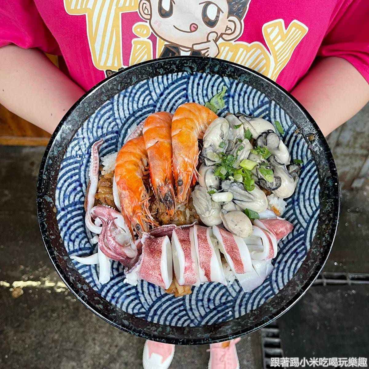 被滷肉飯耽誤的麵線店！超狂「龍蝦滷肉飯」吃得到３種海味，肉控必點牛舌飯