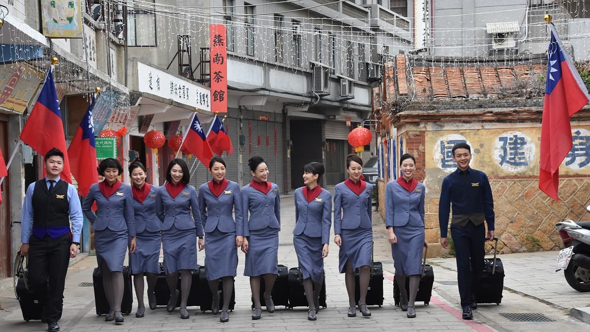 百位空姐空少遊金門,從空服人員的視角玩轉金門