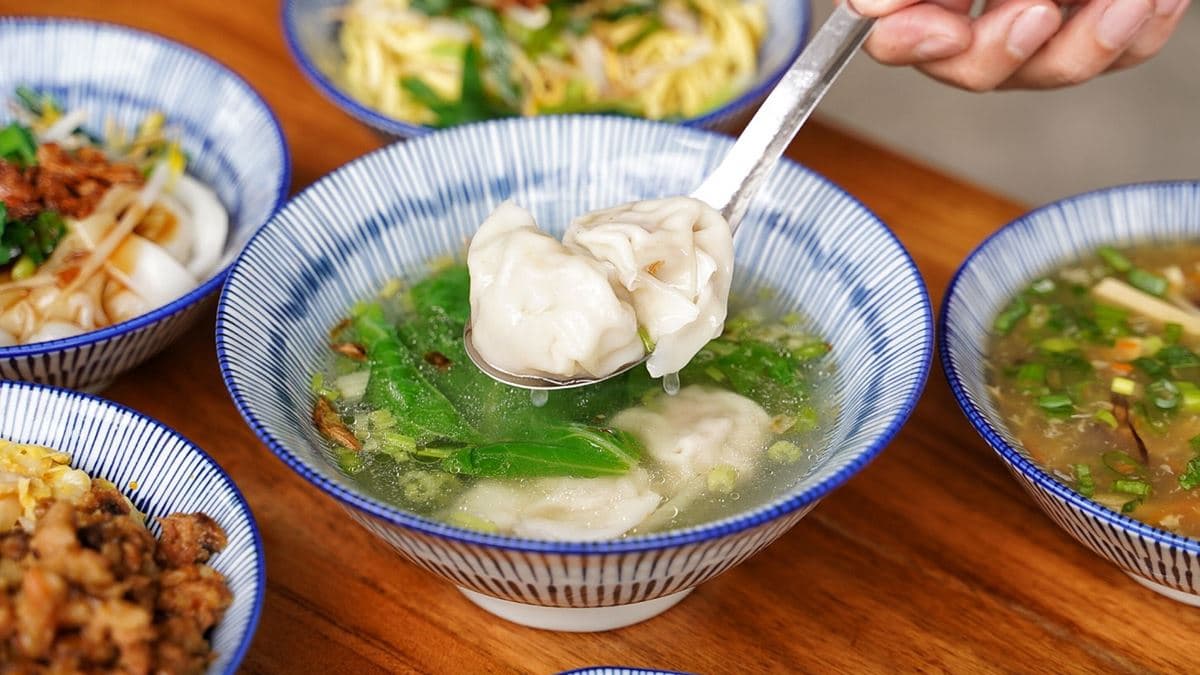 總統也愛!苗栗復古麵館必嘗「國宴粄條」,純手工「溫體豬水餃」單吃就夠味 總統也愛!苗栗復古麵館必嘗「國宴粄條」,純手工「溫體豬水餃」單吃就夠味