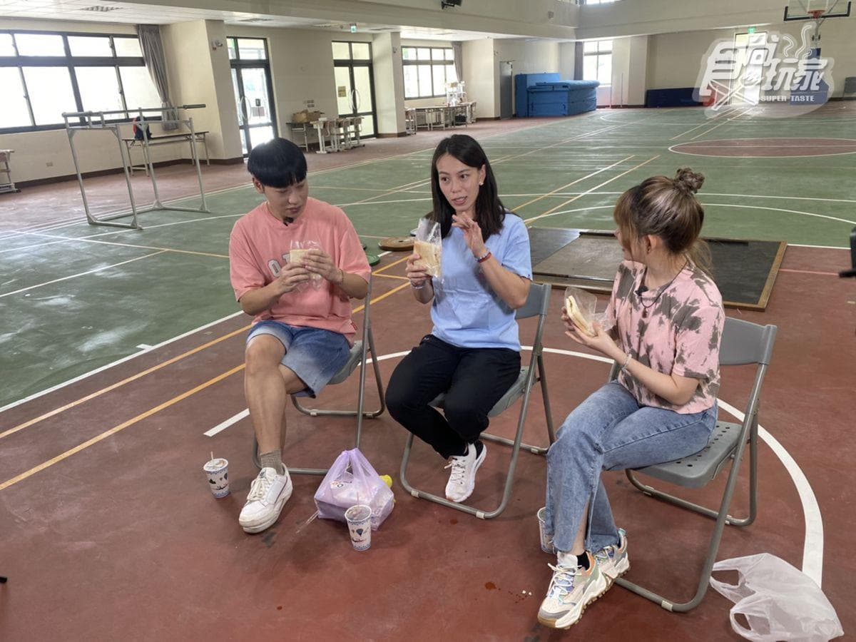 郭婞淳作客《食尚》！公開從小吃到大美食名單，三明治、奶酥厚片一次吃３份