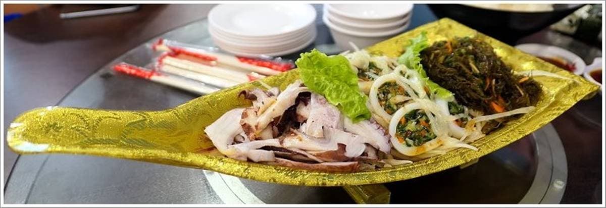 小琉球人帶路！霸氣海鮮餐廳必吃隱藏版「龍蝦粥」，鹽酥鬼頭刀大人小孩都愛