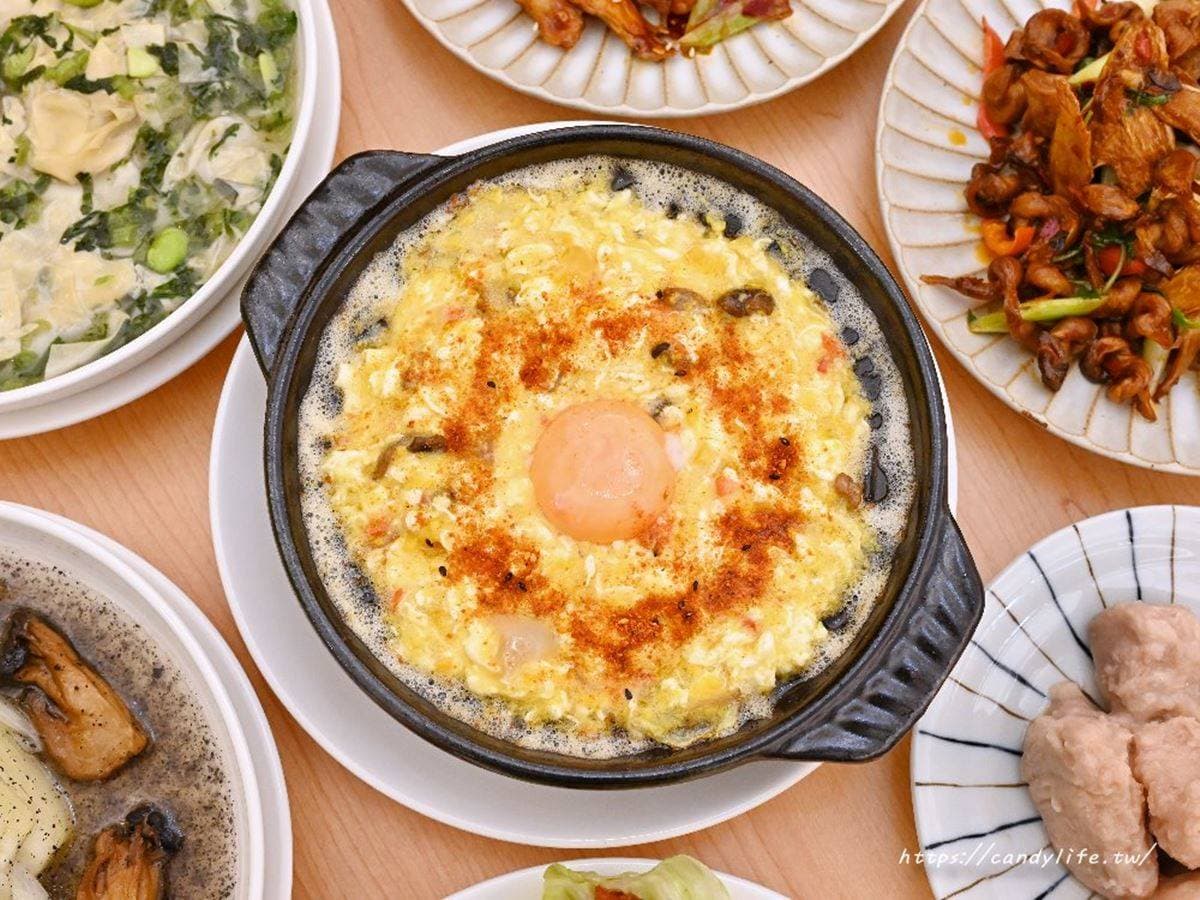 【新開店】素食者福音！台中蔬食餐廳必嘗「特製雞丁」，冰心芋頭晚來吃不到