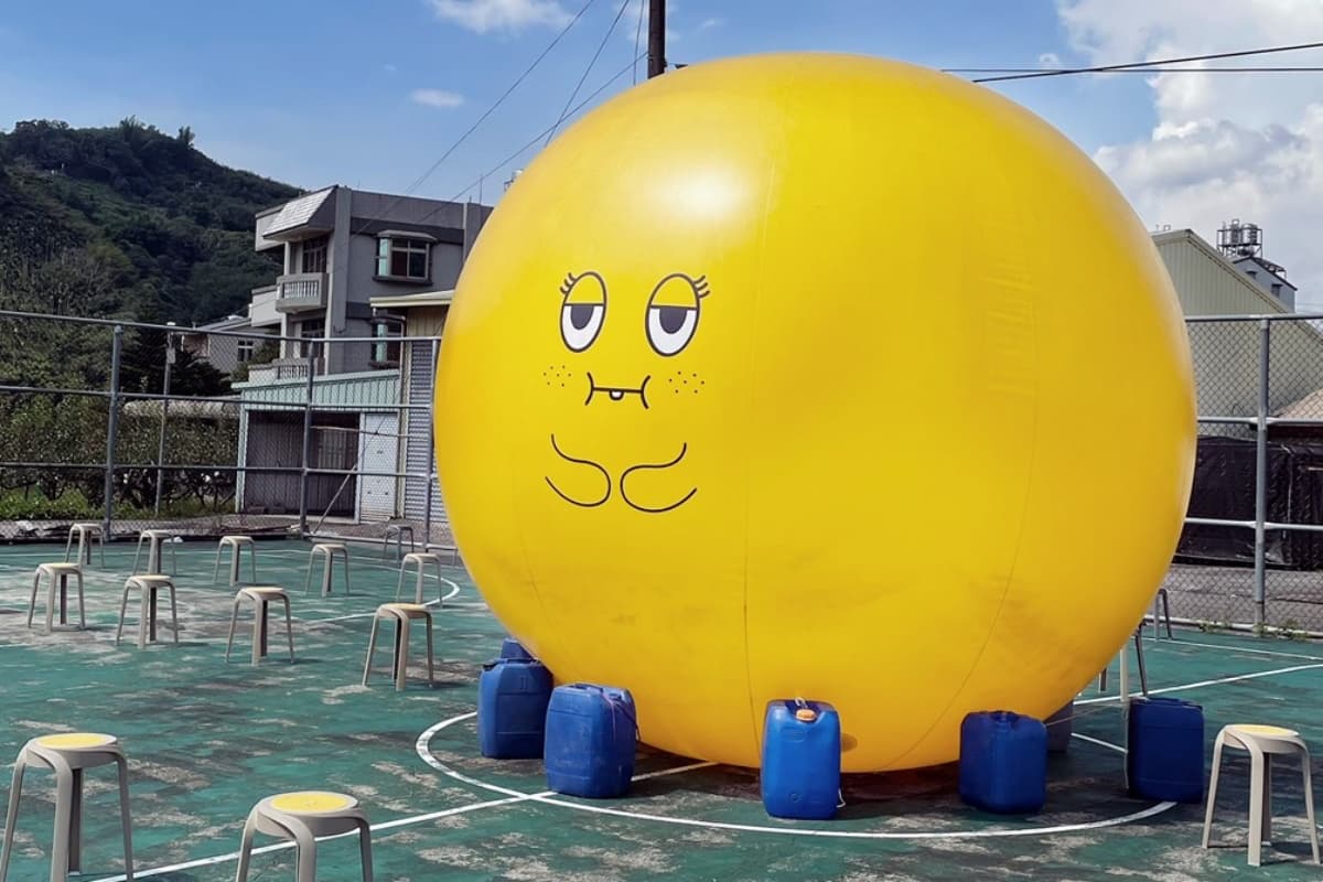 台中「社交巨梨」限時登場！1.5公尺「阿梨」免費拍，圓滾滾呆模樣太Ｑ