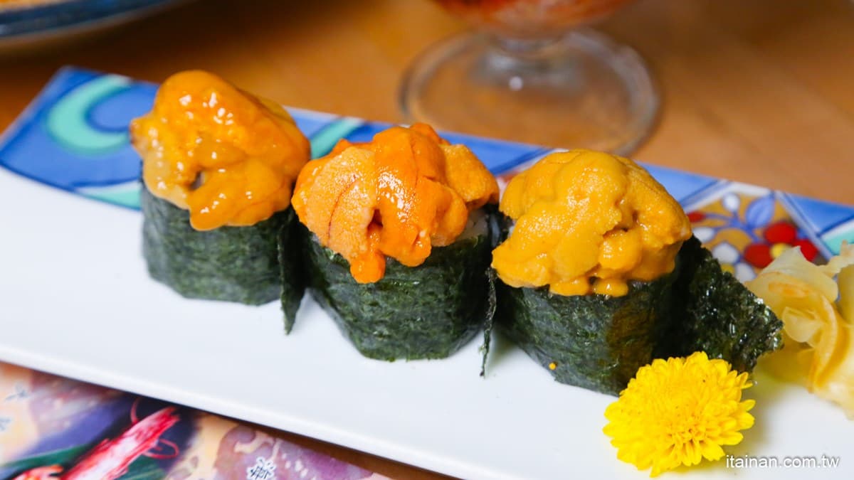 海鮮控快衝！台南人氣日料推超狂海膽祭，８款新品先嗑鮭魚海膽丼、爆量軍艦