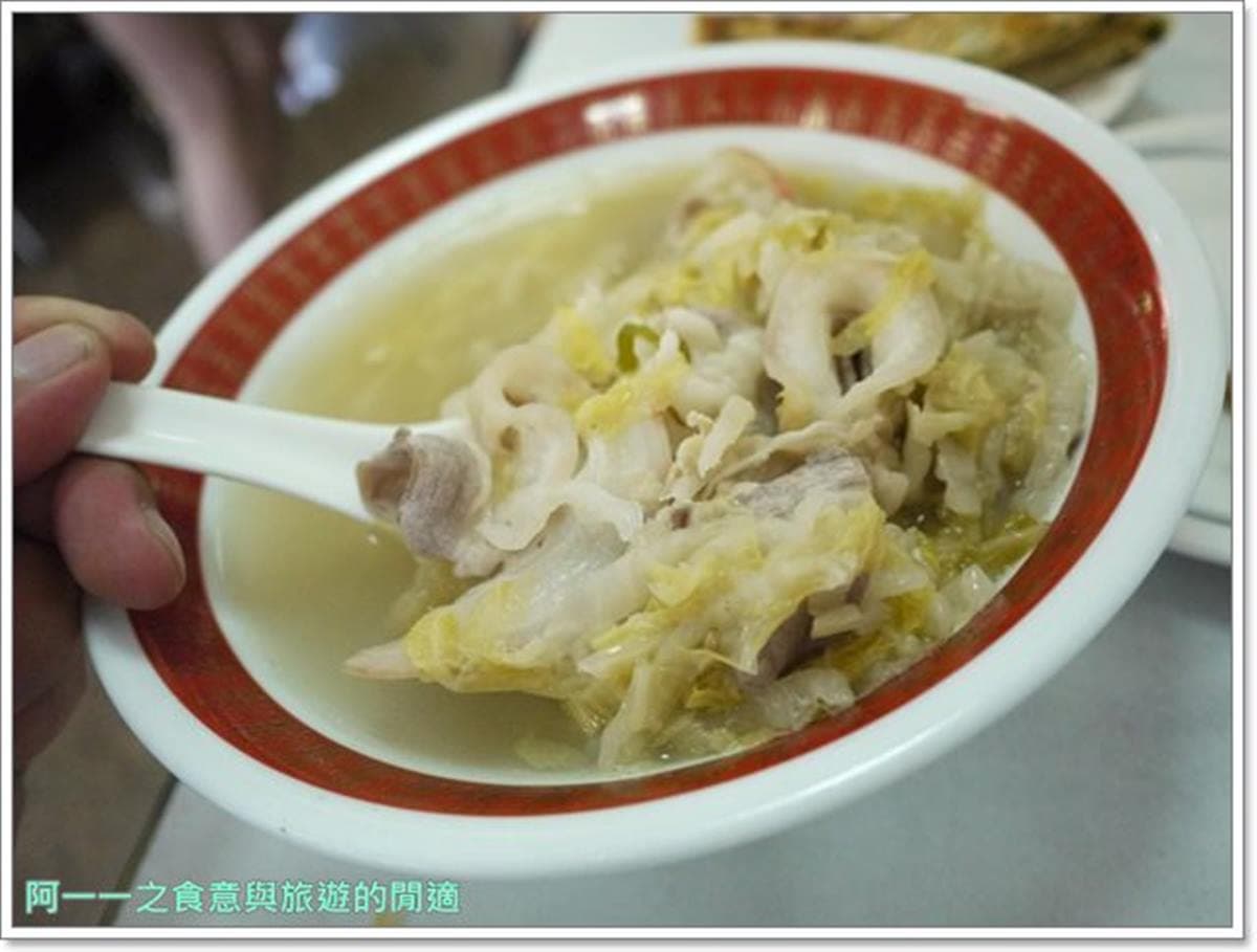 在地人必訪！台東手工麵食館｢酸豆千層餅」別處吃不到，蔥油餅必搭特製韭菜