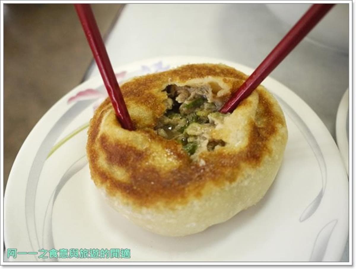 在地人必訪！台東手工麵食館｢酸豆千層餅」別處吃不到，蔥油餅必搭特製韭菜