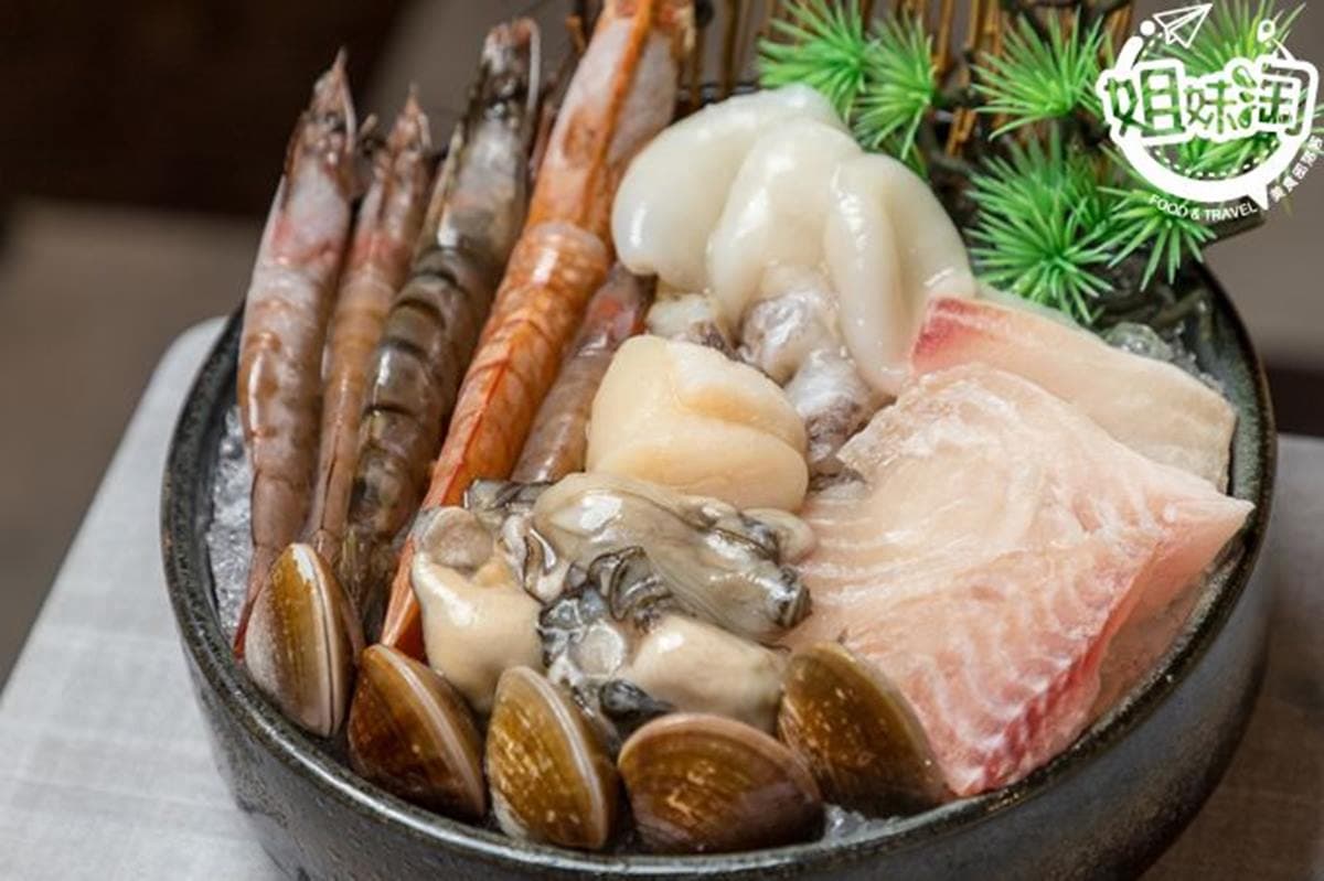 【新開店】剝皮辣椒變火鍋!高雄復古鍋物必嘗台味湯底,麻油炸蛋香氣超邪惡 【新開店】剝皮辣椒變火鍋!高雄復古鍋物必嘗台味湯底,麻油炸蛋香氣超邪惡