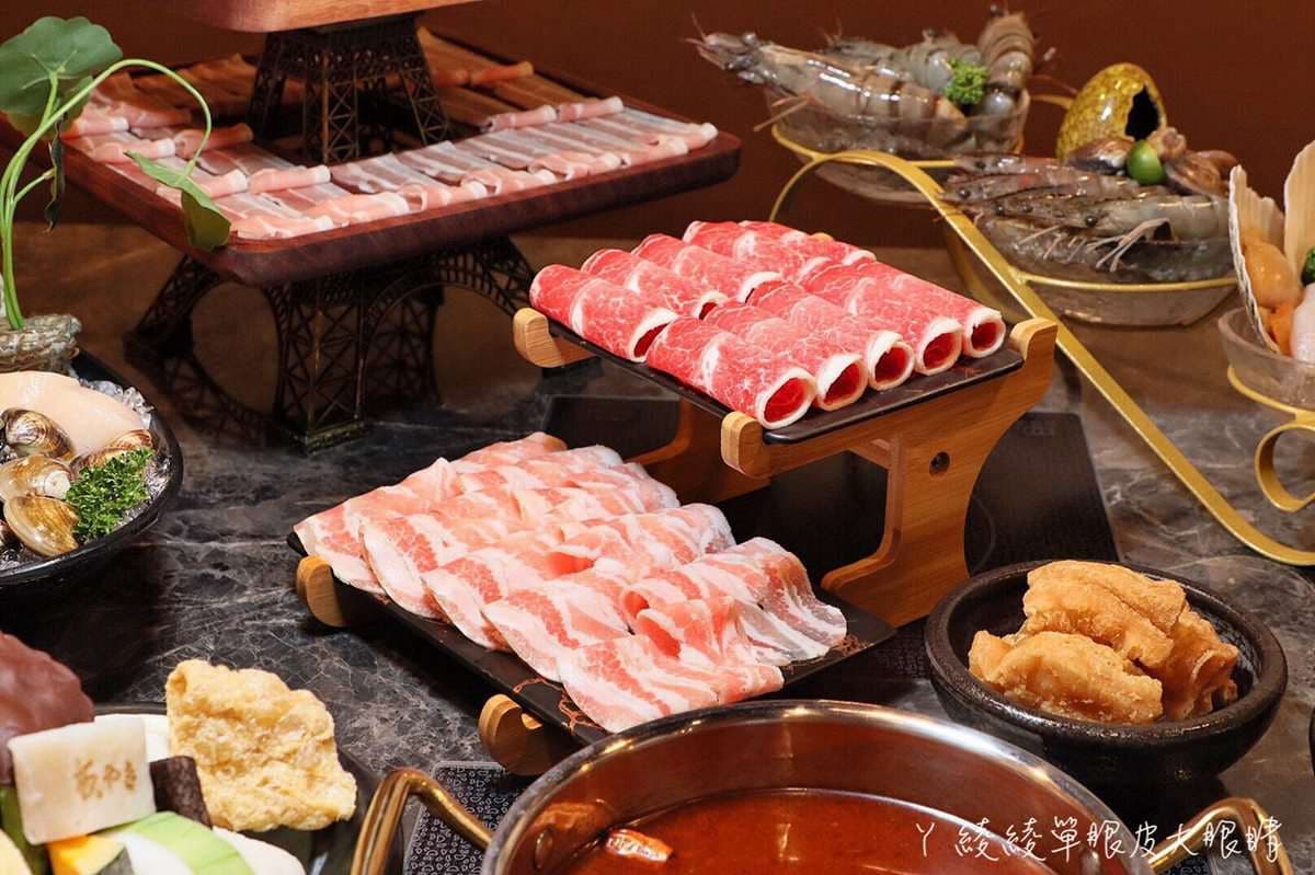 【新開店】鍋控好嗨!新竹浮誇鍋物打卡「奶瓶乳牛」,海鮮盤爽嗑11種海味 【新開店】鍋控好嗨!新竹浮誇鍋物打卡「奶瓶乳牛」,海鮮盤爽嗑11種海味