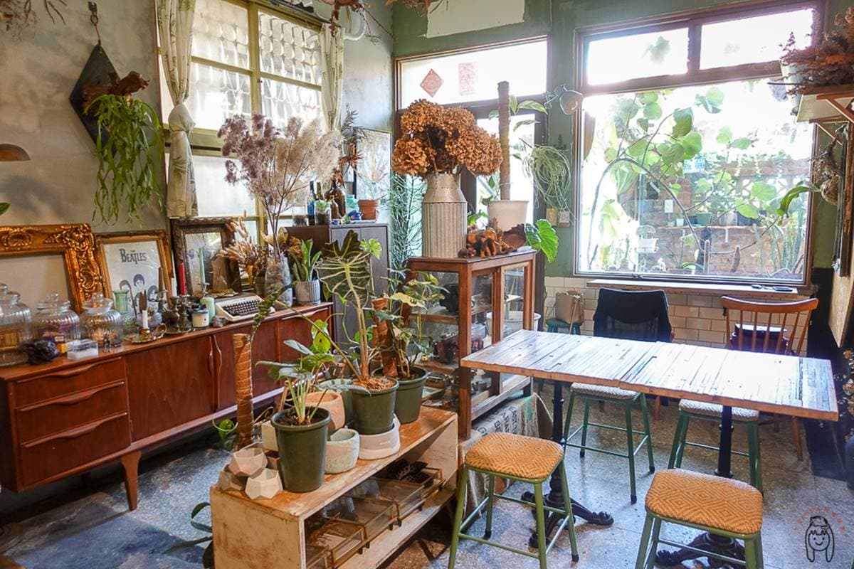 １週只開３天！台南預約制泰國料理美拍「植物系裝潢」，冬蔭功酸辣麵超開胃