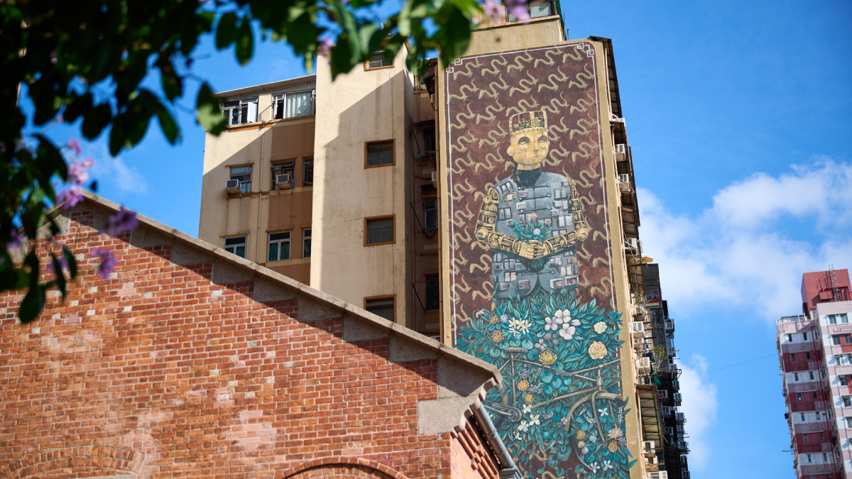 市場隱藏版「新潮畫廊」，香港西九龍彩繪牆大公開！百年古廟裡發現無人書店