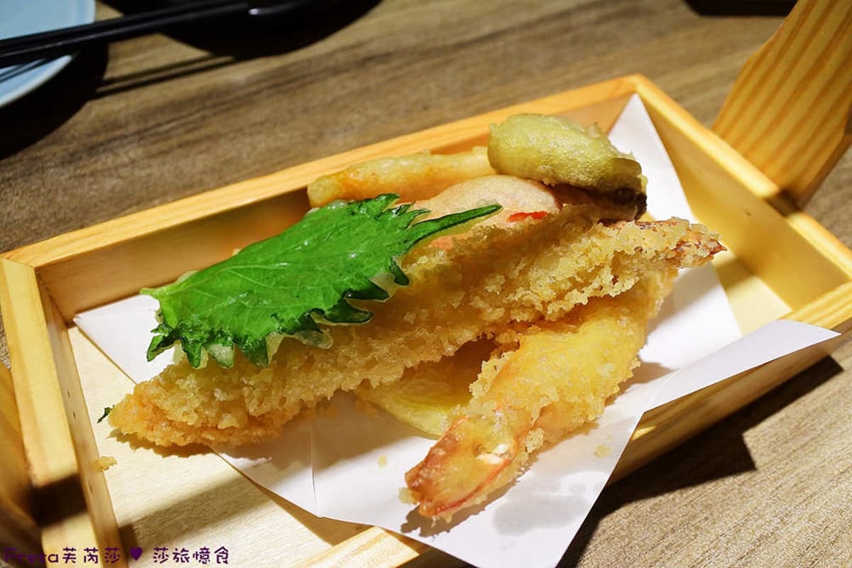 爽嗑生魚片！台南高CP值「日料吃到飽」先搶刺身拼盤，少見水針魚壽司也必點