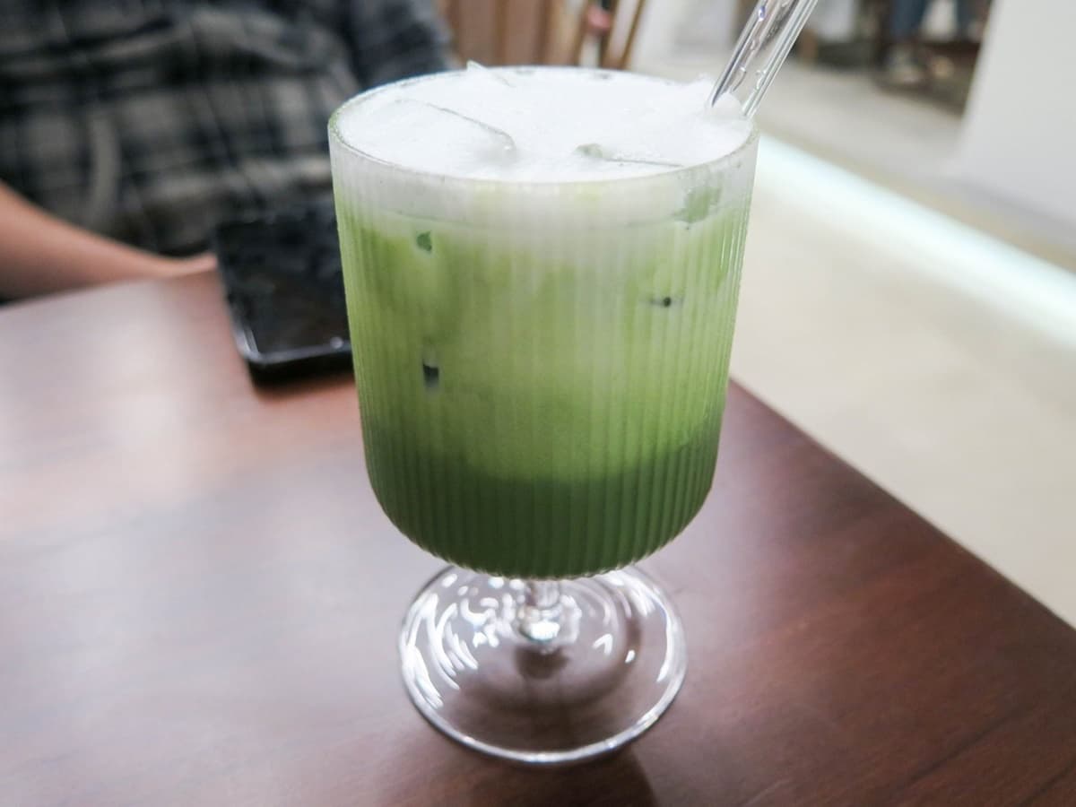 抹茶控暴動！台北人氣「抹茶千層酥」吃得到三重奏口感，回甘抹茶生乳也必喝