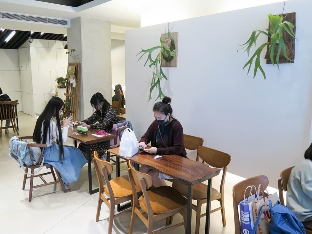 抹茶控暴動！台北人氣「抹茶千層酥」吃得到三重奏口感，回甘抹茶生乳也必喝