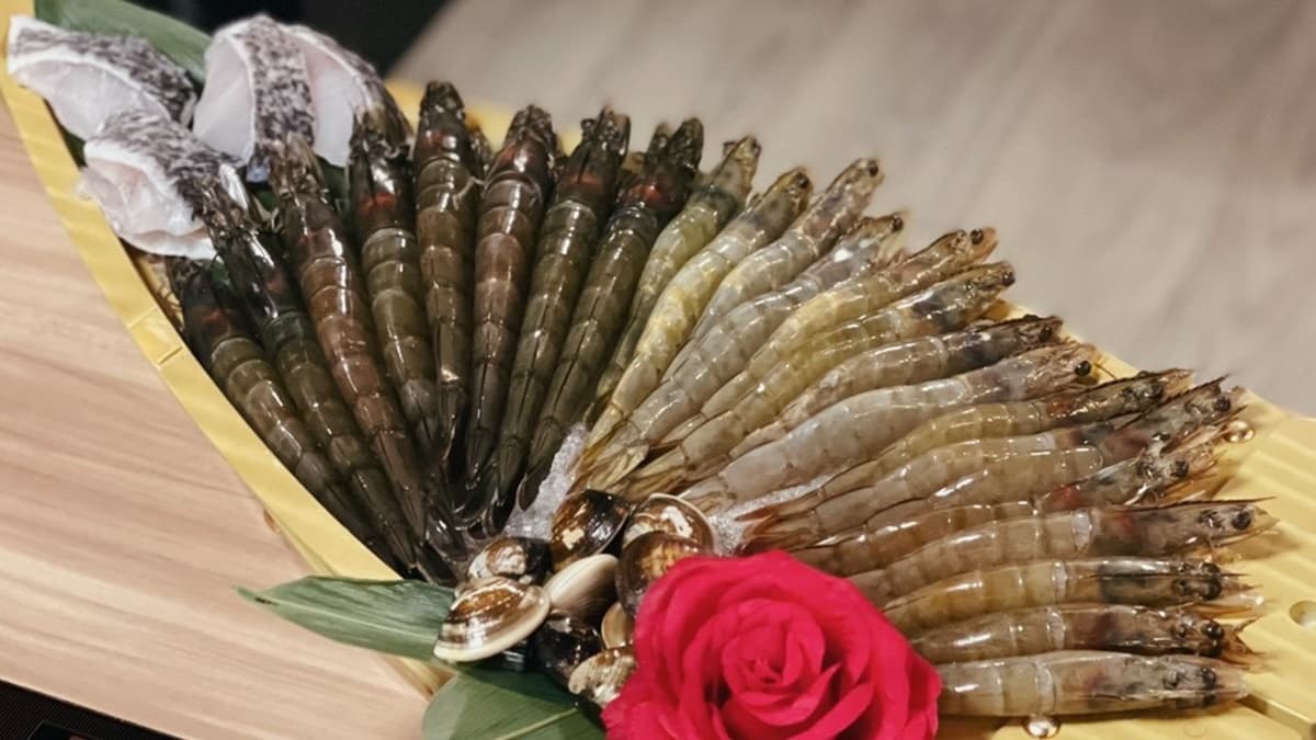 痛風鍋霸主插旗台北！４人同行送豪華「海鮮船」、「和牛海陸鍋」現省近2000元