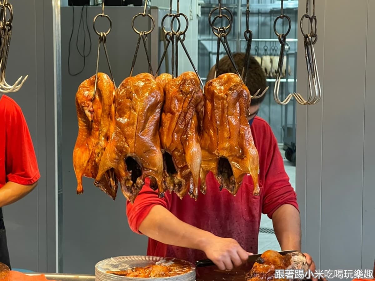 CP值超高！新竹「排隊烤鴨」半隻只要290元，必搭手工自製餅皮最對味
