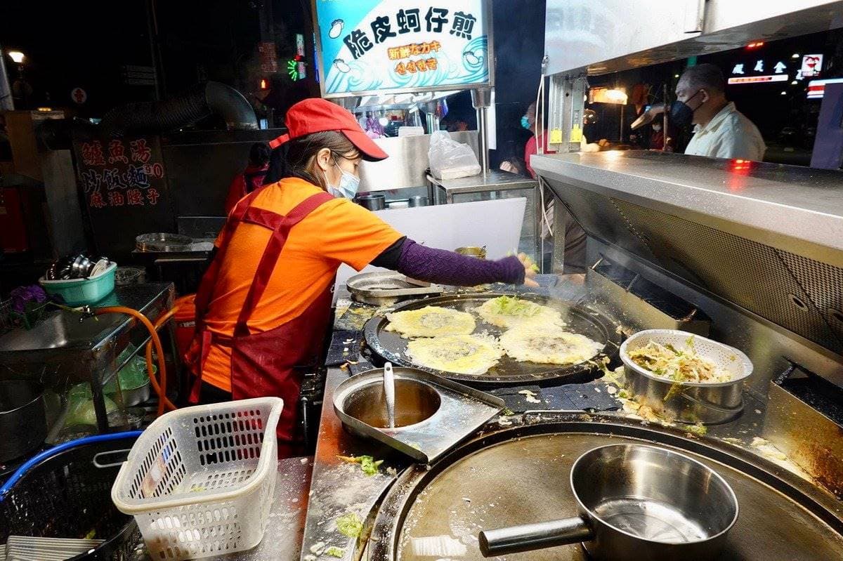 韓國名廚也大讚!台北獨創「冰花蚵仔煎」香酥唰嘴,蒜酥乾蚵一咬還會爆漿 韓國名廚也大讚!台北獨創「冰花蚵仔煎」香酥唰嘴,蒜酥乾蚵一咬還會爆漿