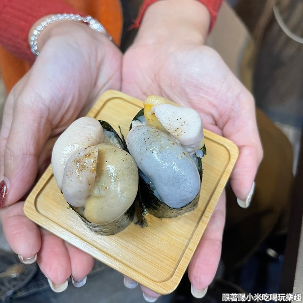 凌晨２點吃得到！新竹「深夜日料」推超浮誇雞佛餐，先嗑A5和牛卷雞佛