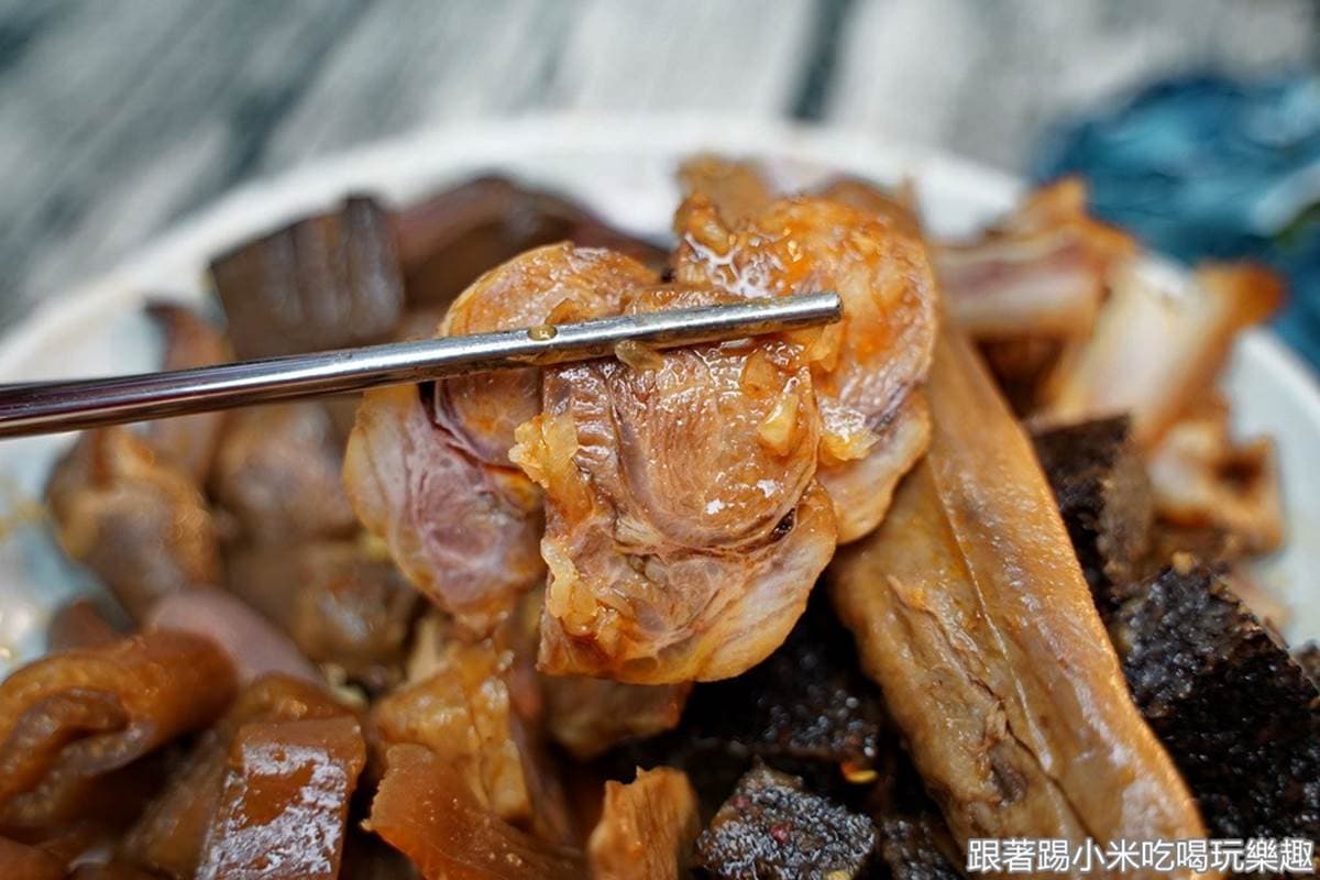 每日限量！新竹「小餐車滷味」淋祕製醬汁超唰嘴，必吃炸蛋軟Q帶嚼勁
