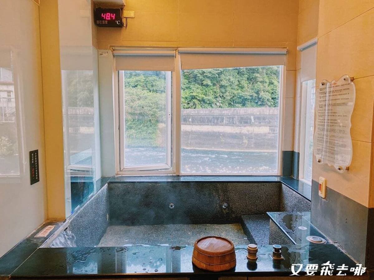 １人300元有找！雙北６間平價溫泉湯屋：日式景觀池、台版小京都、水療SPA