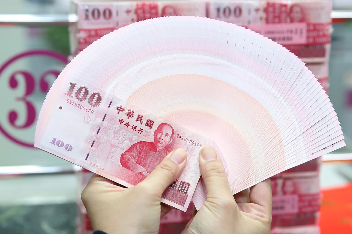 央行推超方便「新鈔地圖」！全台454家銀行、郵局「連續５天」可兌換新鈔