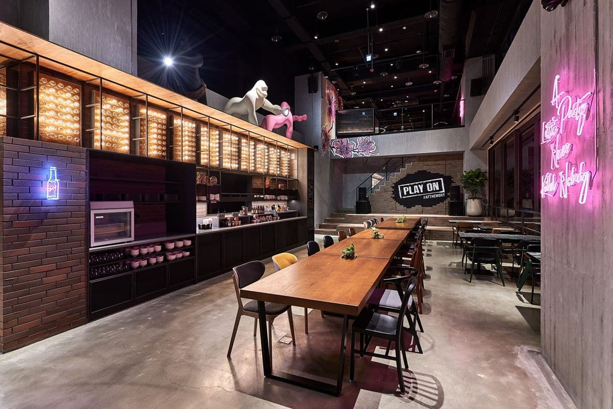 2家《華燈初上》打卡酒店!光酒吧導覽、媽媽桑妝髮體驗,還有劇中場景火鍋 2家《華燈初上》打卡酒店!光酒吧導覽、媽媽桑妝髮體驗,還有劇中場景火鍋