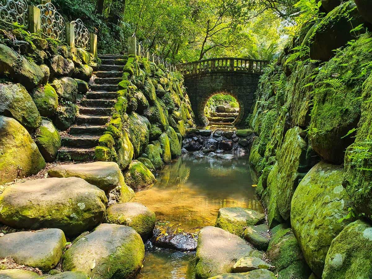 虎年必玩５大「虎」景點！全台最大「７層寶塔巨虎」，還有復古眷村民宿可住