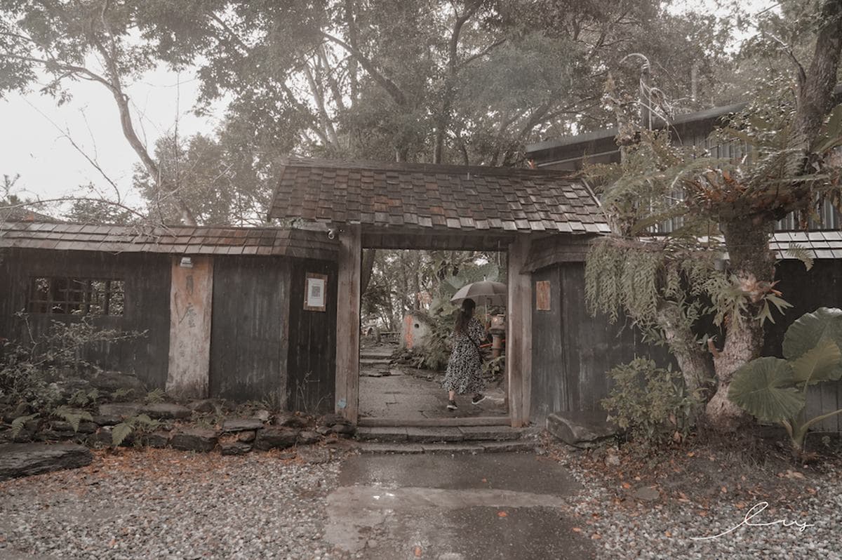 一秒飛日本！花蓮「日式庭園餐廳」打卡氣派石砌牆，多汁梅子烤雞想吃先預約