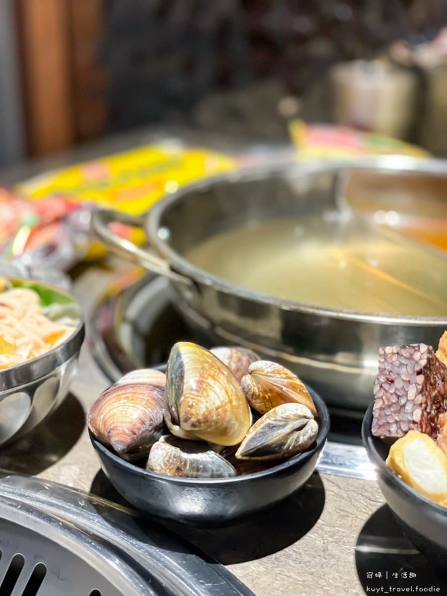 【新開店】只要299元！基隆高CP值燒肉、火鍋爽吃50種食材，先搶肥美蛤蜊