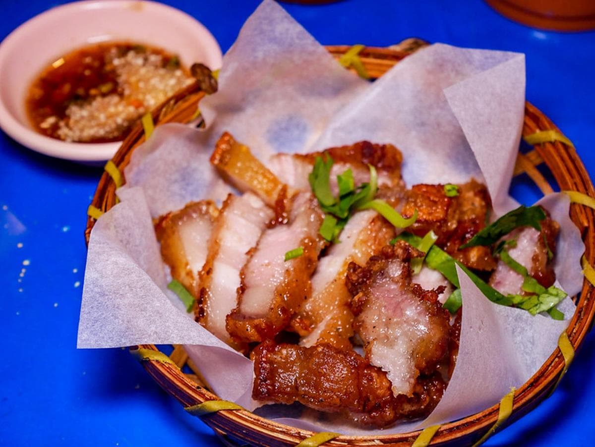 最貴餐點只要55元!排隊「泰式小吃攤」藏身市府站巷弄,必嘗道地泰式米粉湯 最貴餐點只要55元!排隊「泰式小吃攤」藏身市府站巷弄,必嘗道地泰式米粉湯