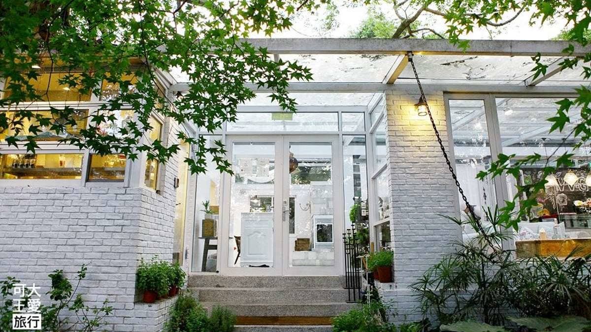 「好樣秘境」是玻璃屋景觀餐廳，歐式鄉村風的外觀與內裝十分好拍。（圖片來源：可大王愛旅行）