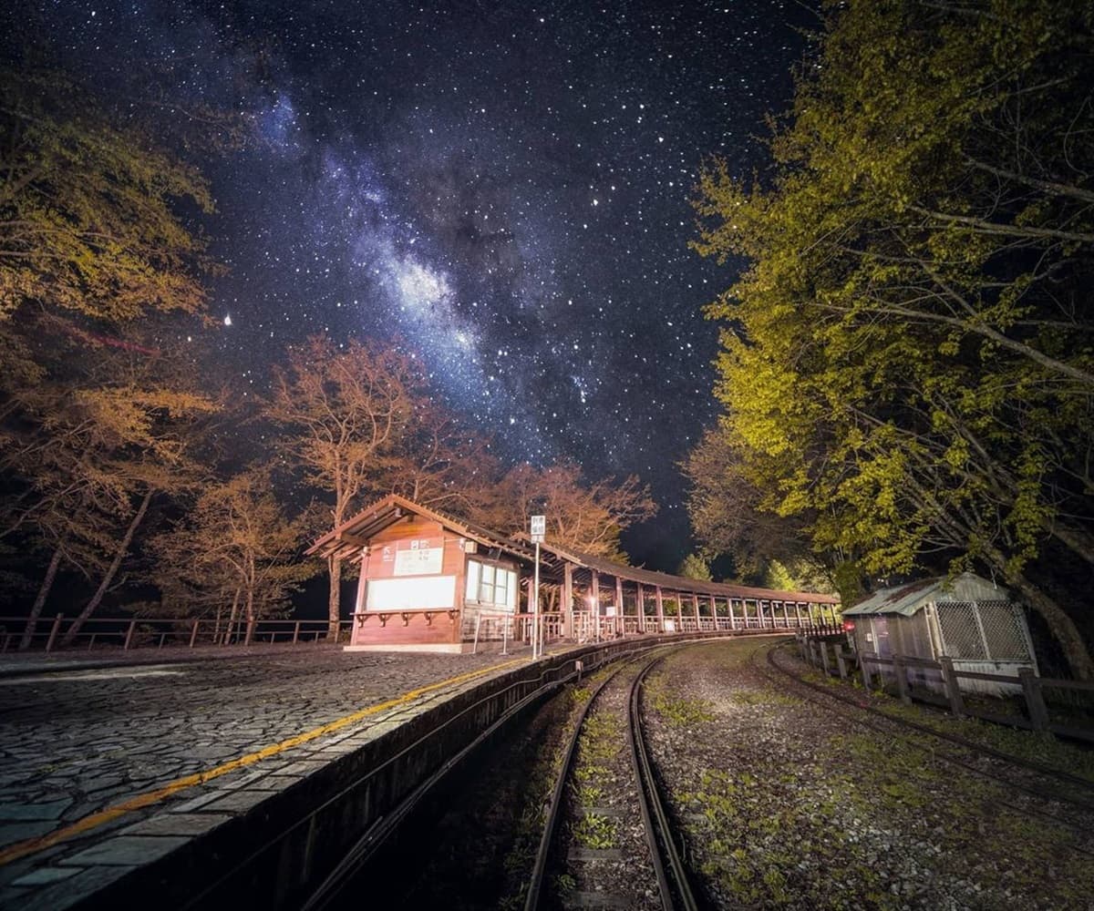 全台最高海拔連鎖飯店！阿里山英迪格看無敵雲海，還有觀星台、景觀泳池可用
