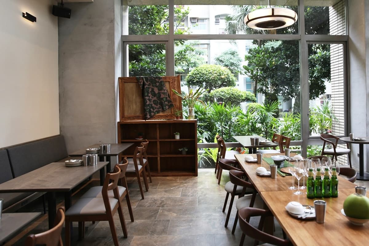 【新開店】路易莎全新「初泰PIKUL」開幕！50道泰式料理必嘗，開幕享８折優惠