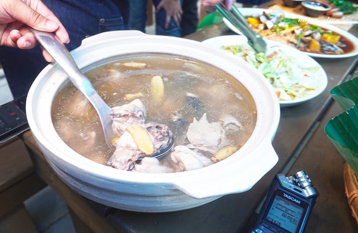 先搶訂整隻桶窯雞！超狂「無菜單料理」１人僅350元，再爽嗑甘蔗蝦、石板烤肉