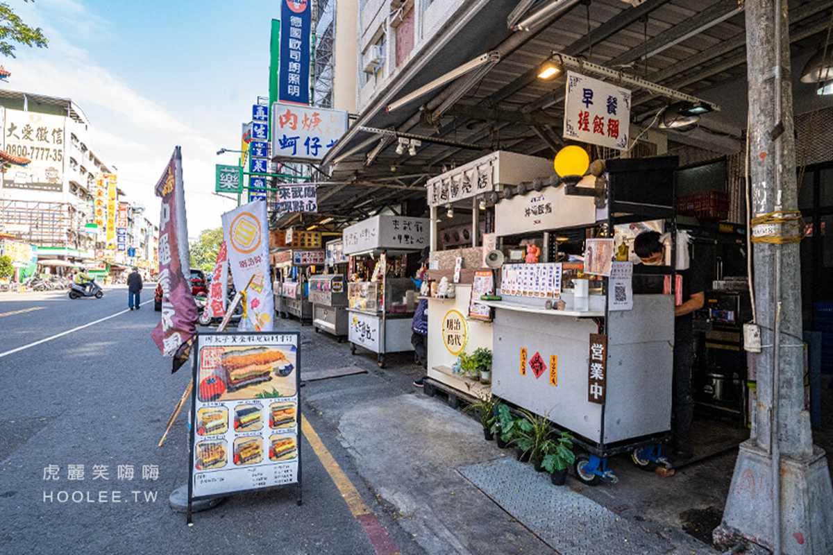 包了整隻軟殼蟹、炸蝦!超狂「沖繩飯糰」配料霸氣外露,肉控必點巨厚炸雞排 包了整隻軟殼蟹、炸蝦!超狂「沖繩飯糰」配料霸氣外露,肉控必點巨厚炸雞排