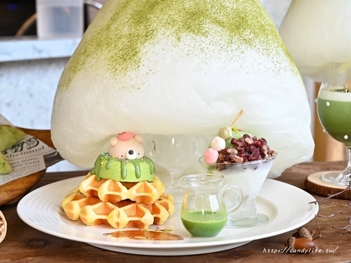少女心秒噴發！台中森林系網美店「抹茶季」開跑，萌熊變身鬆餅塔、抹茶奶霜