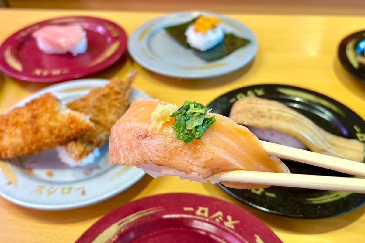壽司控開吃！壽司郎「炙燒鮭魚腹、15公分豪華星鰻」限時登場，再送5000元餐券